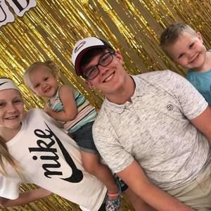 Meet your Posher, Amber